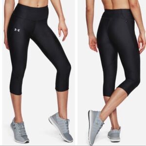 Under Armour Women’s Fly Fast Capri Pant Leggings With Back Zip Pocket Small